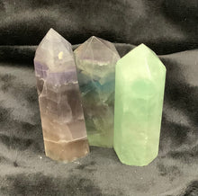 Load image into Gallery viewer, Crystal Healing Pillars