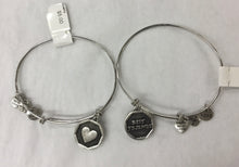 Load image into Gallery viewer, Bracelet - Bangle