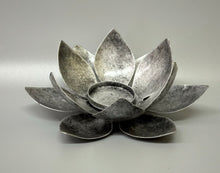 Load image into Gallery viewer, Lotus Tea Light
